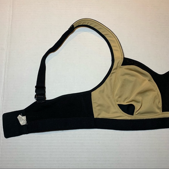 Lululemon 34C black Ta Ta Tamer bra - Picture 13 of 15